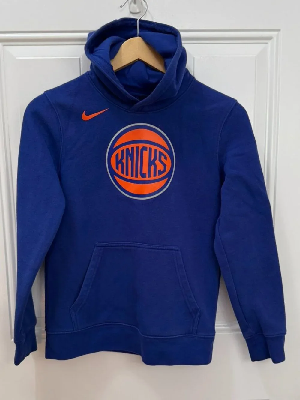 Nike New York Knicks Club Ball Logo Hoodie Blue Youth M 10/12